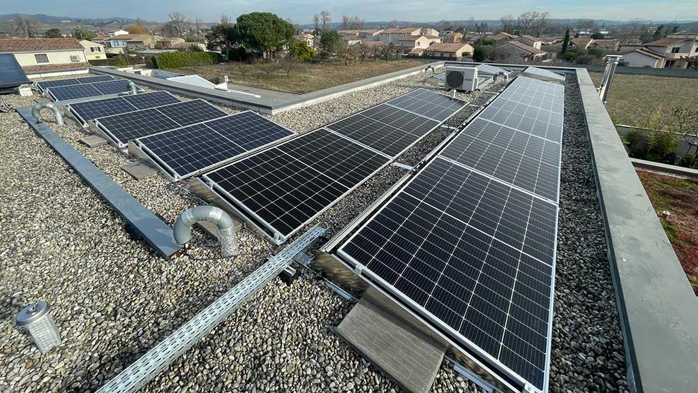 découvrez nos solutions d'installation photovoltaïque pour transformer l'énergie solaire en électricité. profitez d'une énergie propre et renouvelable tout en réduisant vos factures d'électricité. confiez-nous votre projet d'installation sur mesure et contribuez à la transition énergétique!