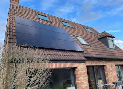 découvrez notre expertise en panneaux photovoltaïques à lille. profitez de conseils personnalisés et de solutions adaptées pour une transition énergétique réussie. contactez nos spécialistes dès aujourd'hui !