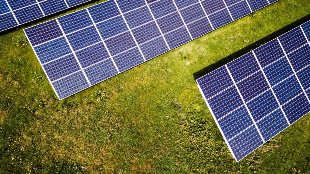 découvrez notre expertise en photovoltaïque et profitez de solutions d'énergie solaire sur mesure. nous vous accompagnons dans l'installation, la maintenance et l'optimisation de vos systèmes solaires pour une consommation énergétique durable.