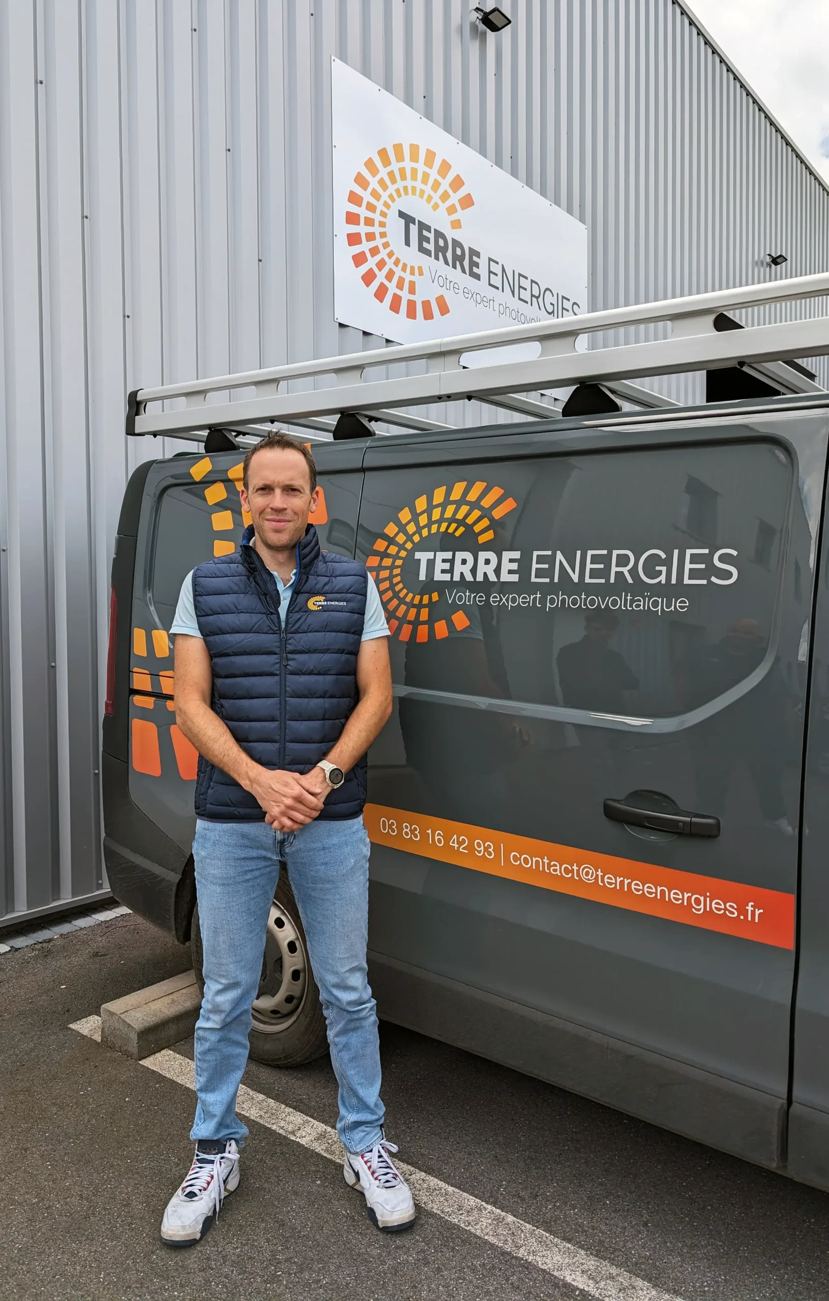 découvrez un expert photovoltaïque qui vous accompagne dans l'optimisation de votre consommation d'énergie grâce à des solutions solaires performantes et adaptées à vos besoins. profitez d'un service professionnel et de conseils sur mesure pour maximiser votre investissement dans l'énergie renouvelable.