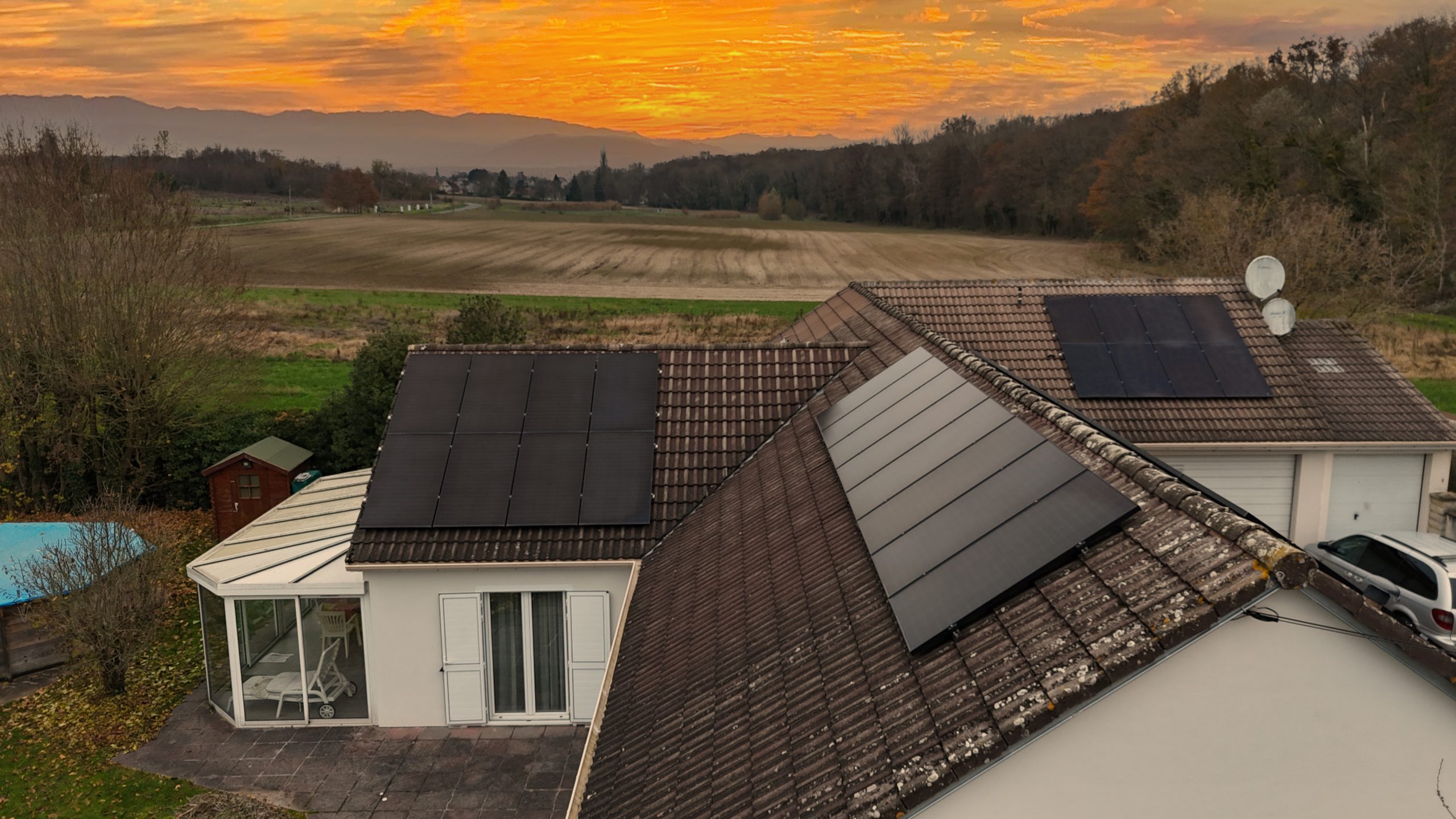 découvrez notre équipe d'experts photovoltaïques, spécialisée dans l'installation et la maintenance de systèmes solaires. profitez d'énergies renouvelables pour réduire vos factures et valoriser votre patrimoine tout en respectant l'environnement.