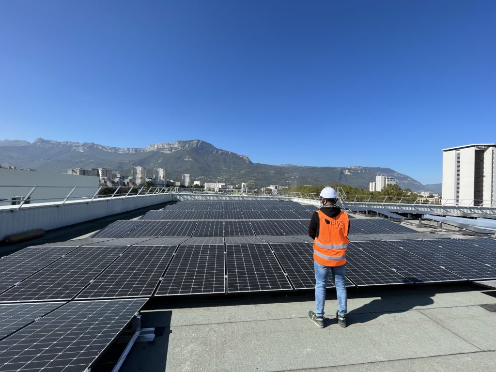 découvrez des solutions innovantes pour vos besoins en énergie solaire avec nos experts photovoltaïques dans l'ain. profitez d'installations sur mesure, de conseils professionnels et d'un service de qualité pour optimiser votre consommation d'énergie tout en respectant l'environnement.