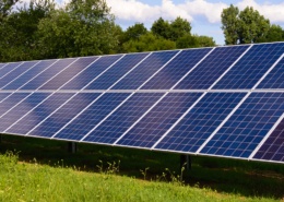 découvrez comment fonctionne un parc photovoltaïque, de la transformation de la lumière solaire en électricité à la gestion de l'énergie produite. explorez les étapes clés de son fonctionnement, les technologies utilisées et son impact sur l'environnement.