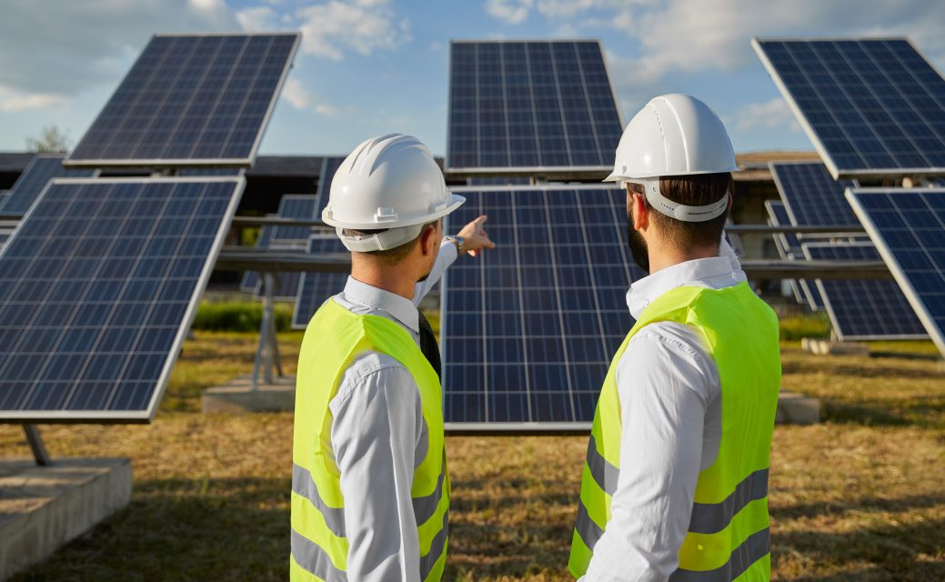 découvrez notre formation sur les panneaux photovoltaïques : apprenez à concevoir, installer et entretenir des systèmes d'énergie solaire. devenez un expert en énergies renouvelables et participez à la transition énergétique.