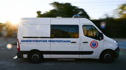 découvrez les dernières informations sur la fraude dans le val-d'oise. analyse des incidents récents, des mesures prises par les autorités et les conseils pour se protéger contre les arnaques. restez informé et sécurisé dans vos démarches.