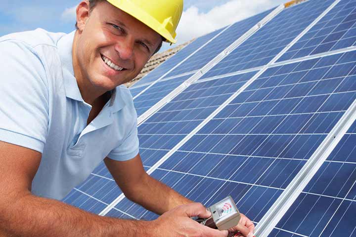 découvrez notre guide complet pour installateurs de panneaux photovoltaïques à tournai. apprenez les meilleures pratiques, les étapes clés de l'installation et les conseils pour réussir vos projets d'énergie solaire. optimisez votre savoir-faire et offrez à vos clients des solutions durables et efficaces.