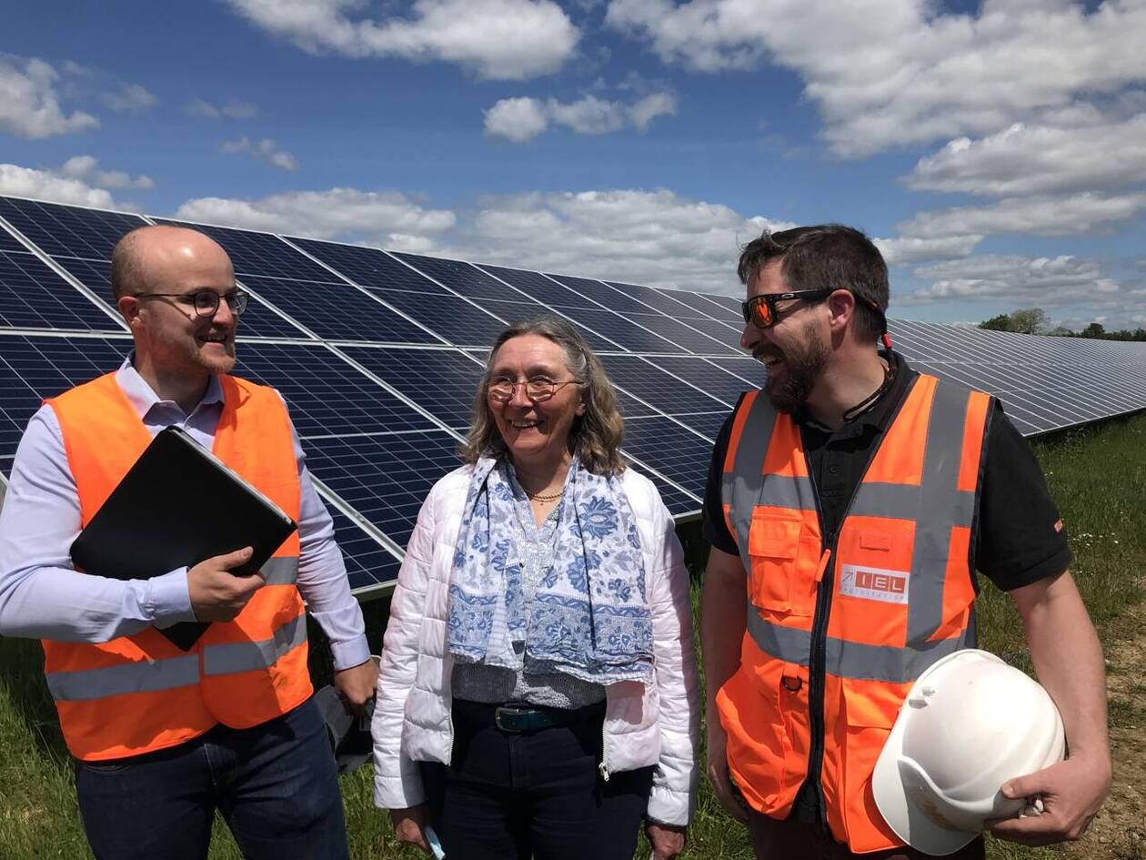 découvrez notre guide photovoltaïque pour le calvados, qui vous accompagne dans l'installation de panneaux solaires, les aides disponibles et les avantages écologiques et économiques de l'énergie solaire dans cette région.