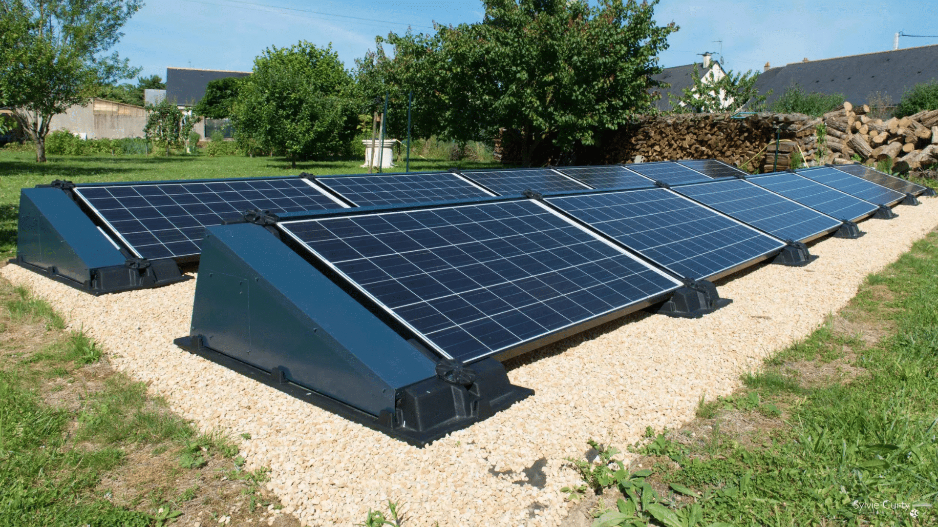 découvrez les inconvénients de l'énergie solaire, des limitations techniques aux coûts d'installation, en passant par les défis environnementaux. informez-vous pour mieux évaluer cette source d'énergie renouvelable.