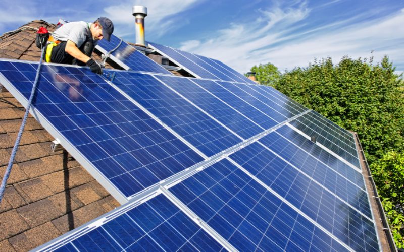 découvrez les inconvénients de l'énergie solaire, comprenant ses coûts d'installation élevés, la dépendance aux conditions météorologiques, et les défis liés au stockage de l'énergie. informez-vous sur les aspects à considérer avant d'investir dans cette source d'énergie renouvelable.