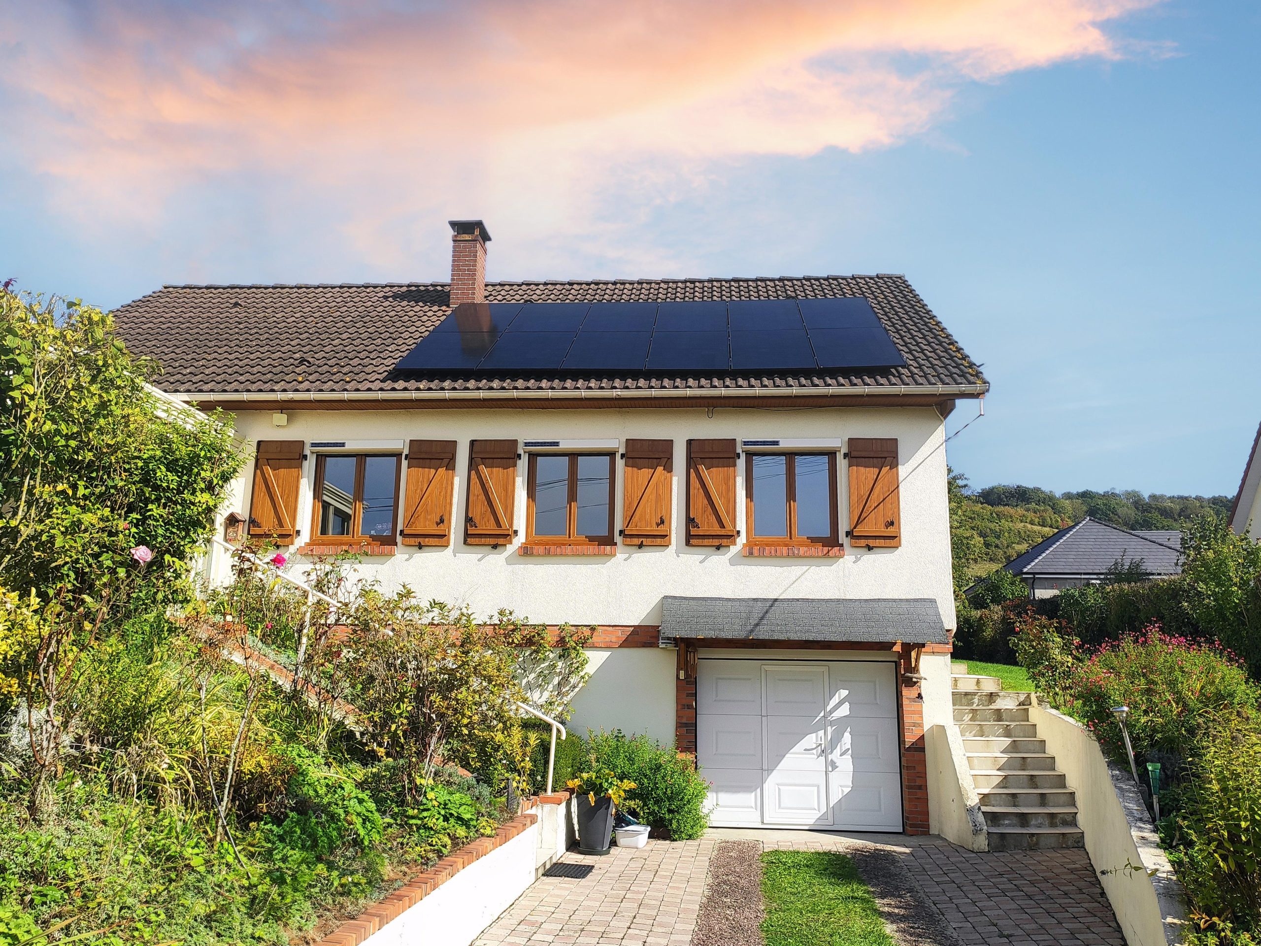 découvrez nos services d'installateur de panneaux solaires pour profiter d'une énergie renouvelable et durable. nous vous garantissons une installation professionnelle et adaptée à vos besoins, ainsi qu'un accompagnement personnalisé tout au long de votre projet.