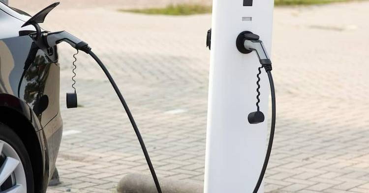 découvrez comment installer une borne électrique dans votre copropriété pour encourager l'électromobilité, répondre aux besoins des résidents et contribuer à un avenir durable. obtenez des conseils pratiques, des informations sur les subventions et les meilleures pratiques pour garantir une intégration harmonieuse.