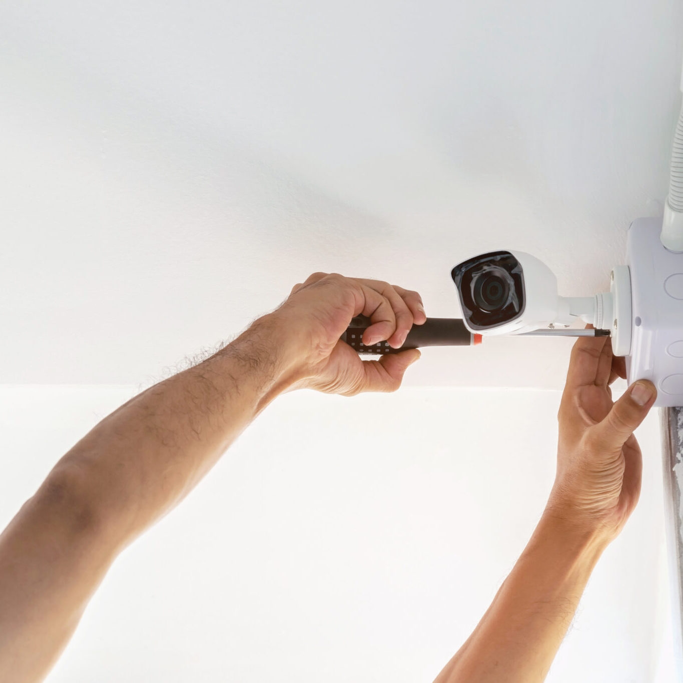 découvrez nos services d'installation daitem, des solutions de sécurité avancées pour votre maison ou votre entreprise. profitez d'une expertise certifiée et d'une technologie de pointe pour protéger ce qui compte le plus.