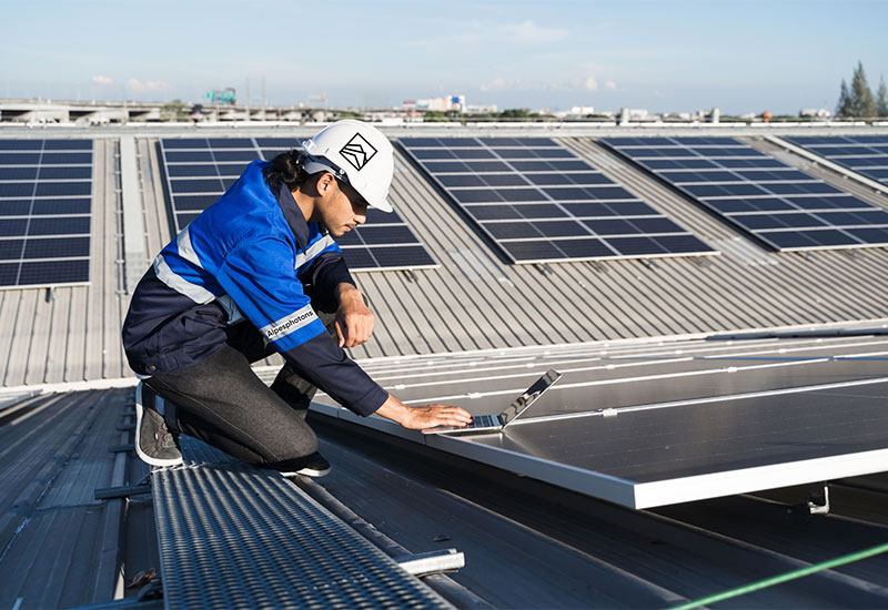 découvrez nos services d'installation de panneaux photovoltaïques avec des installateurs edf certifiés. profitez d'une énergie renouvelable, réduisez vos factures d'électricité et contribuez à la préservation de l'environnement. contactez-nous pour un devis personnalisé.