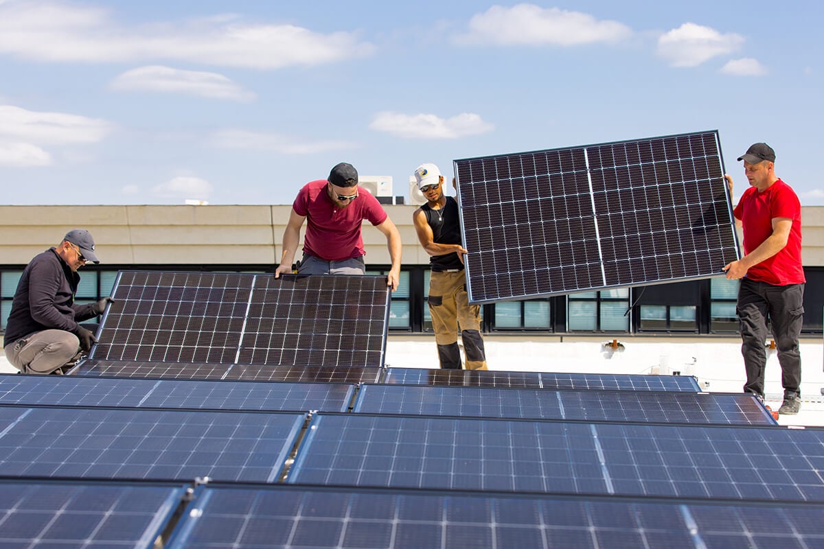 découvrez les services professionnels d'installateur de panneaux photovoltaïques pour une transition énergétique durable. optimisez votre consommation d'énergie et réduisez votre empreinte carbone grâce à nos solutions personnalisées et de qualité.