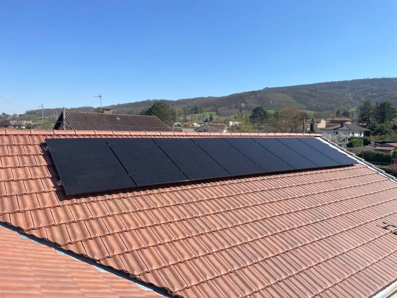 découvrez notre service d'installation de panneaux photovoltaïques à ambérieu. profitez d'une énergie renouvelable efficace et réduisez vos factures d'électricité tout en contribuant à la protection de notre planète. contactez-nous pour un devis personnalisé et une installation professionnelle.
