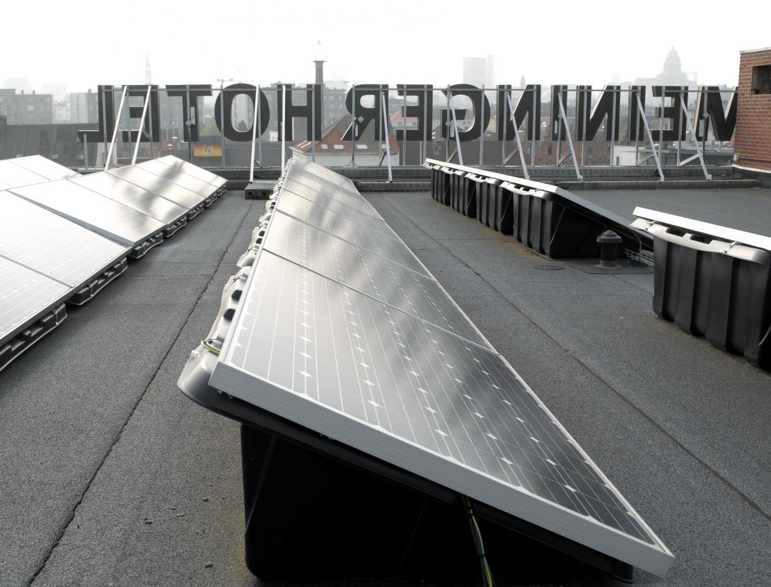 découvrez nos services d'installation de panneaux photovoltaïques en belgique. profitez d'énergies renouvelables pour réduire votre facture d'électricité et contribuer à la protection de l'environnement. obtenez un devis personnalisé dès aujourd'hui !