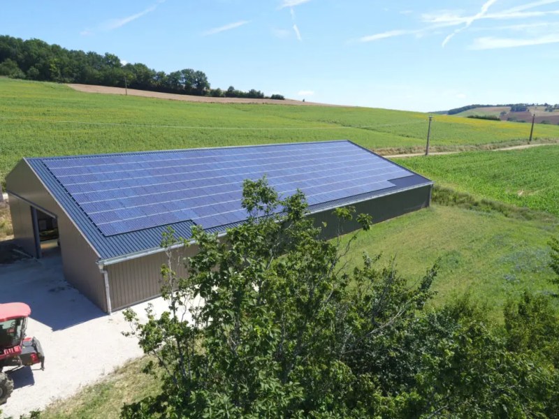 découvrez notre service d'installation de panneaux photovoltaïques en bourgogne. profitez d'une énergie renouvelable et réduisez vos factures d'électricité grâce à nos experts qualifiés. engagez-vous pour l'environnement et bénéficiez des aides financières disponibles. contactez-nous dès maintenant pour un devis personnalisé !