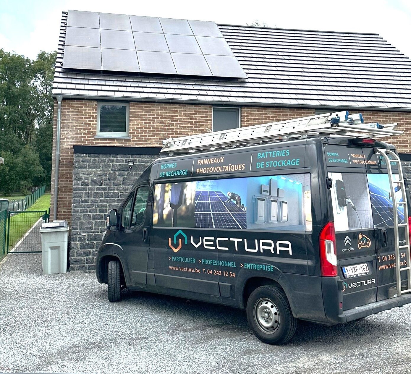 découvrez notre service d'installation de panneaux photovoltaïques dans le brabant wallon. équipe d'experts qualifiés, solutions sur mesure pour augmenter votre autonomie énergétique et réduire vos factures. faites le choix d'une énergie durable dès aujourd'hui !