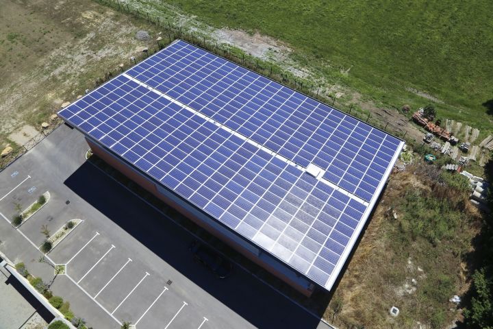 découvrez nos services d'installation de panneaux photovoltaïques dans le centre. profitez d'énergies renouvelables pour réduire vos factures d'électricité et contribuer à la transition énergétique. contactez nos experts pour un devis personnalisé et transformez votre toit en source d'énergie durable.