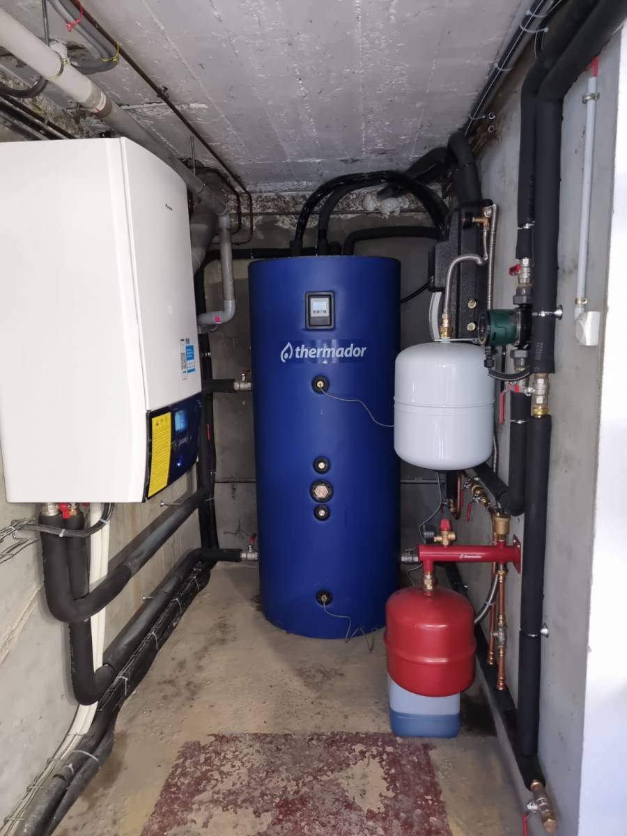 découvrez l'expertise de nos installateurs de panneaux photovoltaïques à décines. profitez d'une énergie renouvelable et réduisez vos factures d'électricité grâce à notre service professionnel et adapté à vos besoins. contactez-nous dès aujourd'hui pour un devis gratuit!