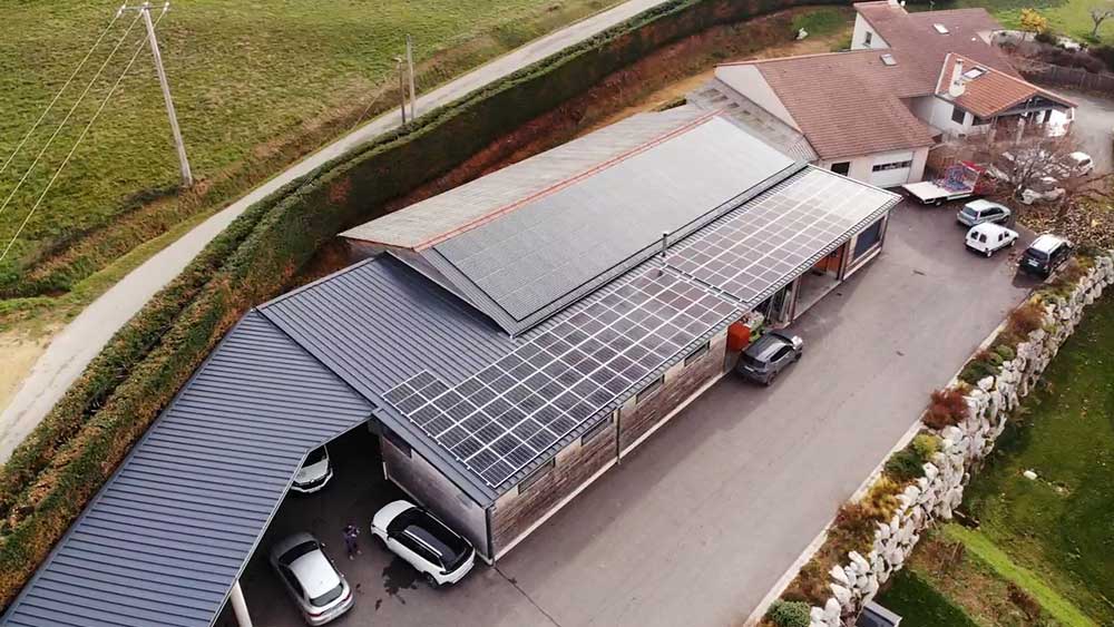 découvrez notre service d'installation de panneaux photovoltaïques à fabrègues. profitez d'une énergie renouvelable et réduisez vos factures d'électricité tout en contribuant à la protection de l'environnement. nos experts vous accompagnent dans chaque étape de votre projet.