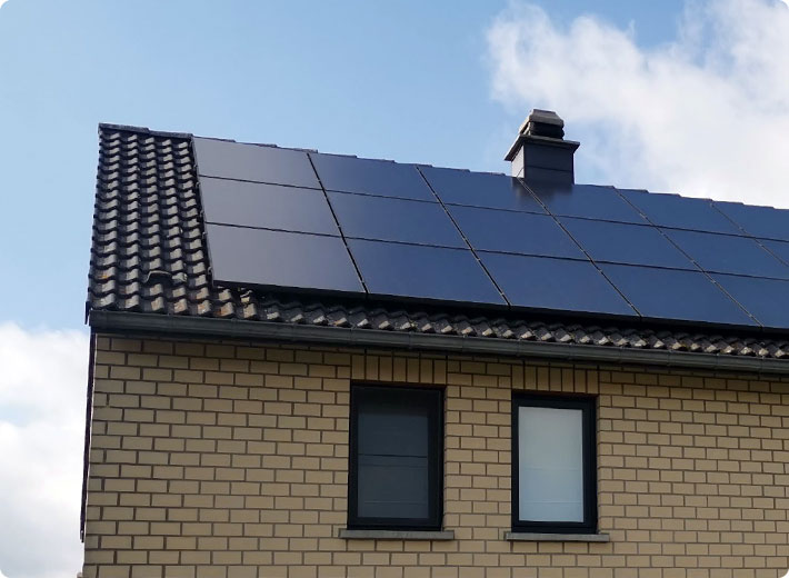 découvrez notre service d'installateur de panneaux photovoltaïques à liège, spécialisé dans l'installation de systèmes solaires performants et optimisés. profitez d'une énergie renouvelable et réduisez votre facture d'électricité tout en préservant l'environnement grâce à nos experts en photovoltaïque.