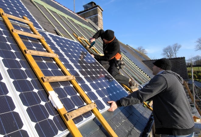 découvrez notre service d'installateur de panneaux photovoltaïques à mions. profitez d'une expertise locale pour une installation professionnelle, optimisant votre production d'énergie solaire. contactez-nous dès aujourd'hui pour un devis personnalisé !