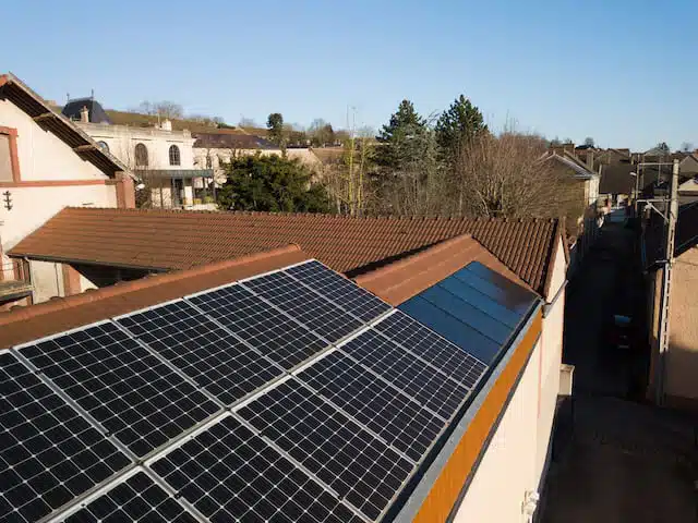 découvrez notre service d'installation de panneaux photovoltaïques dans le nord. profitez d'énergies renouvelables et réduisez votre facture énergétique grâce à des solutions adaptées à vos besoins. contactez-nous dès aujourd'hui pour un devis personnalisé!