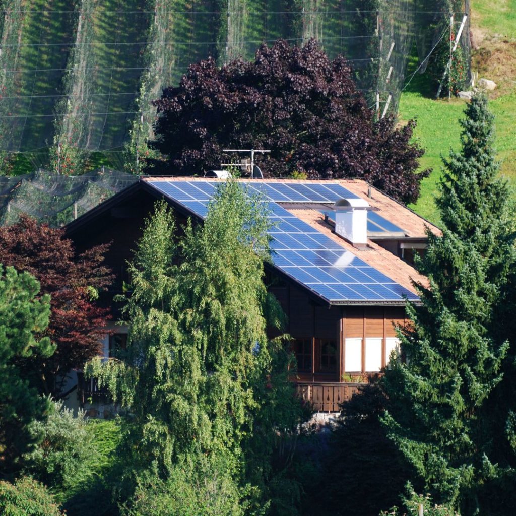 découvrez nos services professionnels d'installation de panneaux photovoltaïques dans l'oise. bénéficiez d'une énergie renouvelable et d'économies sur vos factures grâce à nos experts qualifiés.