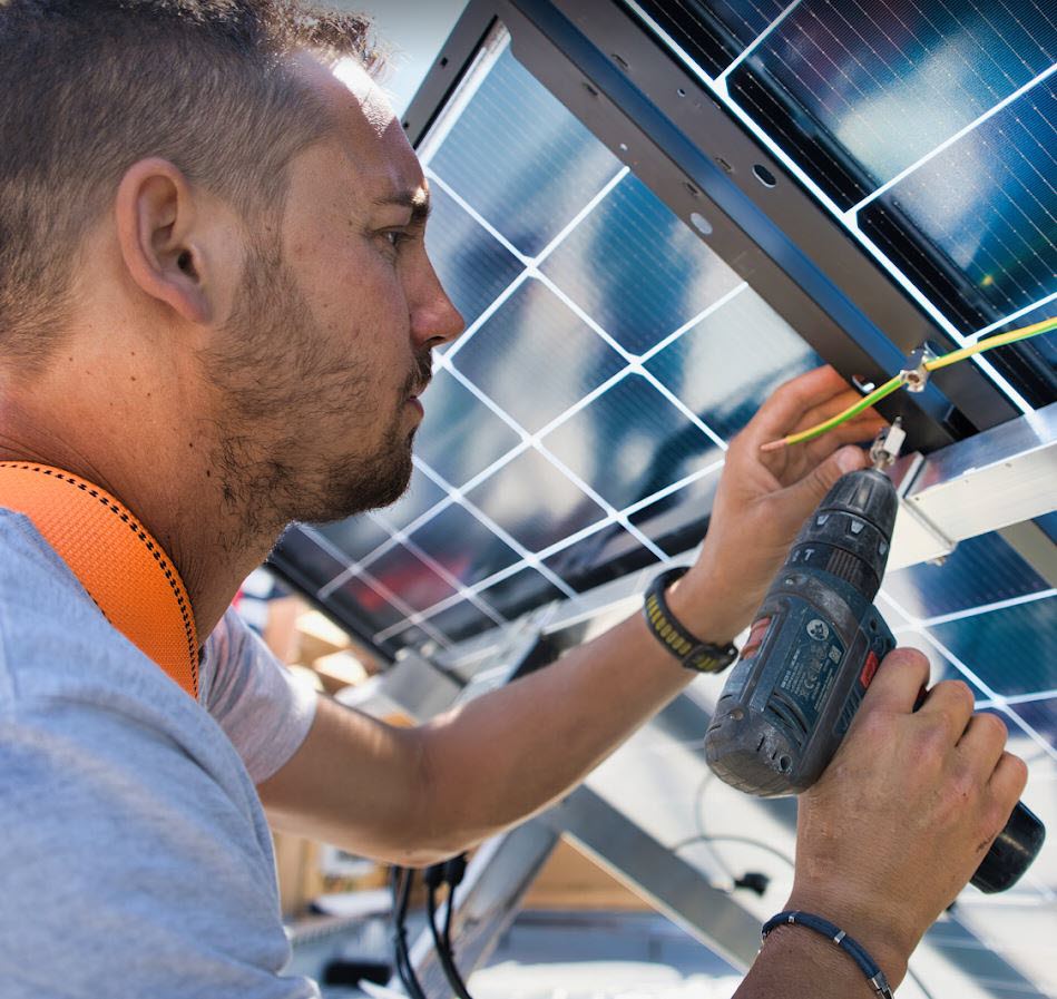 découvrez notre service d'installation de panneaux photovoltaïques à rillieux-la-pape. bénéficiez d'une expertise locale pour optimiser votre production d'énergie solaire et réduire vos factures d'électricité. contactez-nous pour un devis personnalisé!