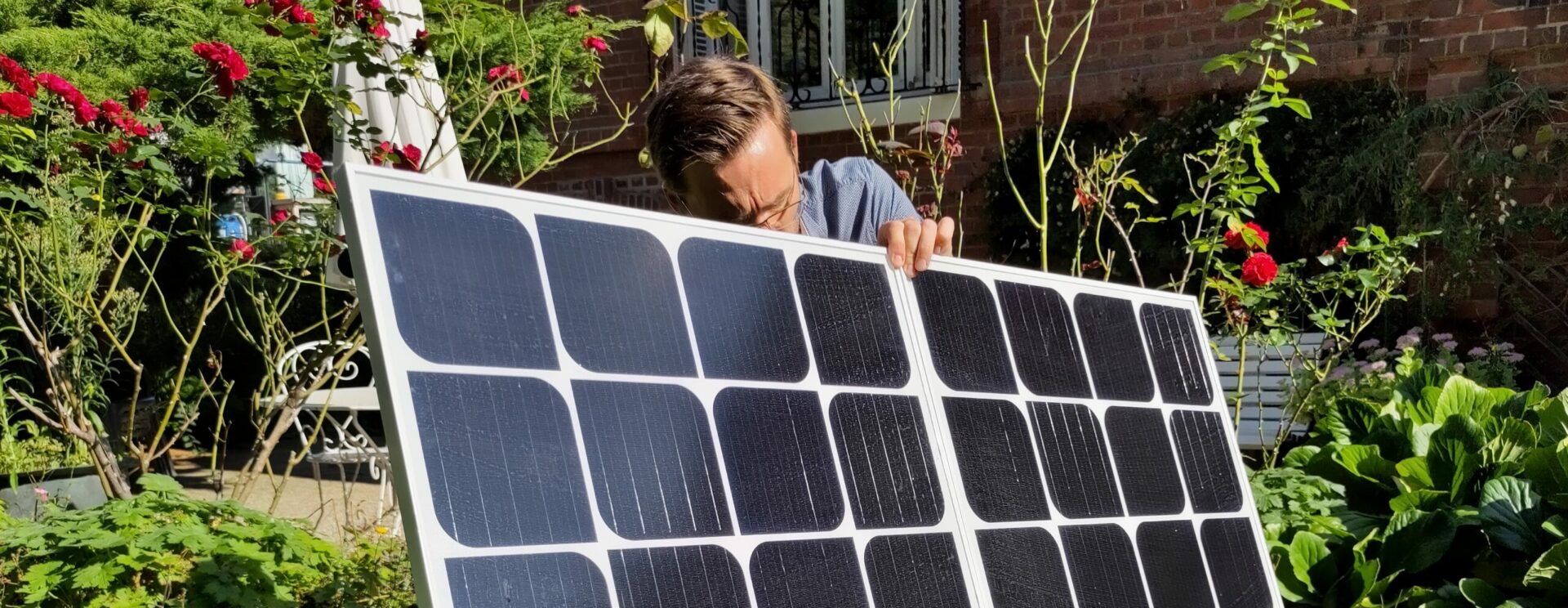 découvrez nos services d'installation de panneaux photovoltaïques à rouen. profitez d'une énergie renouvelable et réduisez votre facture d'électricité grâce à nos experts qualifiés. contactez-nous pour un devis gratuit et un accompagnement personnalisé dans votre projet solaire.