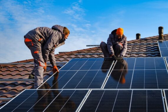 découvrez notre service d'installation de panneaux photovoltaïques à saint-chamond, alliant expertise et solutions énergétiques durables. profitez des avantages de l'énergie solaire et réduisez vos factures d'électricité grâce à nos professionnels qualifiés. contactez-nous dès aujourd'hui pour un devis personnalisé.