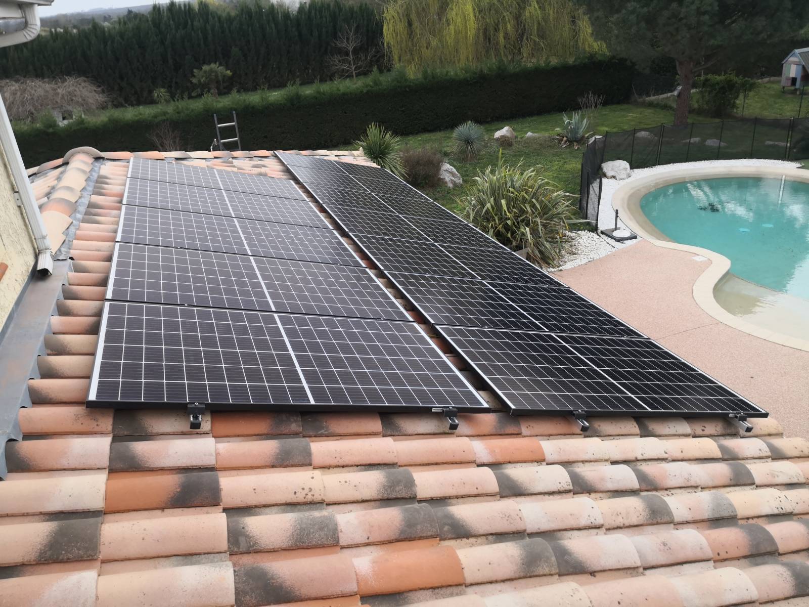 découvrez notre expertise en installation de panneaux photovoltaïques à toulouse. profitez d'une énergie renouvelable et durable pour réduire vos factures d'électricité. contactez-nous pour un devis personnalisé et une installation professionnelle.