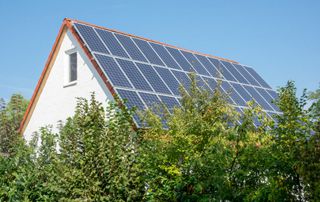 découvrez notre service d'installation de panneaux photovoltaïques à tournai. profitez d'une énergie renouvelable et réduisez vos factures d'électricité tout en contribuant à la protection de l'environnement avec l'aide de nos experts.