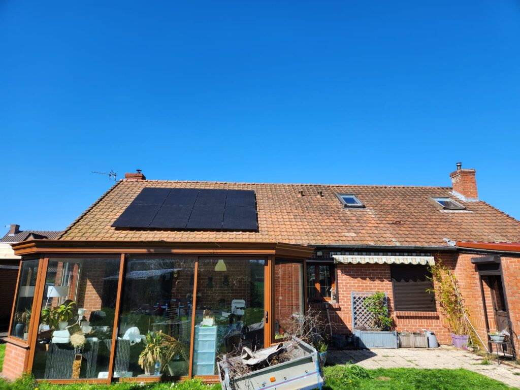 découvrez notre service d'installation de panneaux photovoltaïques à villeneuve d'ascq. profitez d'une énergie renouvelable et économique, tout en réduisant votre empreinte carbone. contactez nos experts pour un devis personnalisé et transformez votre consommation énergétique dès aujourd'hui.