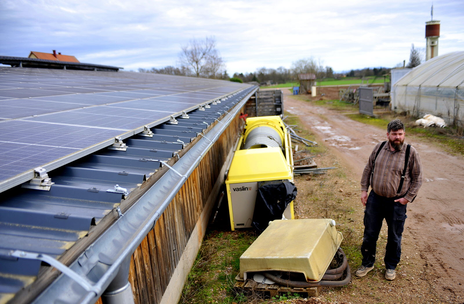 découvrez notre service d'installation de panneaux photovoltaïques dans les vosges. profitez d'une énergie renouvelable, réduisez vos factures d'électricité et participez à la transition énergétique. notre équipe d'experts vous accompagne de a à z pour un projet sur-mesure.