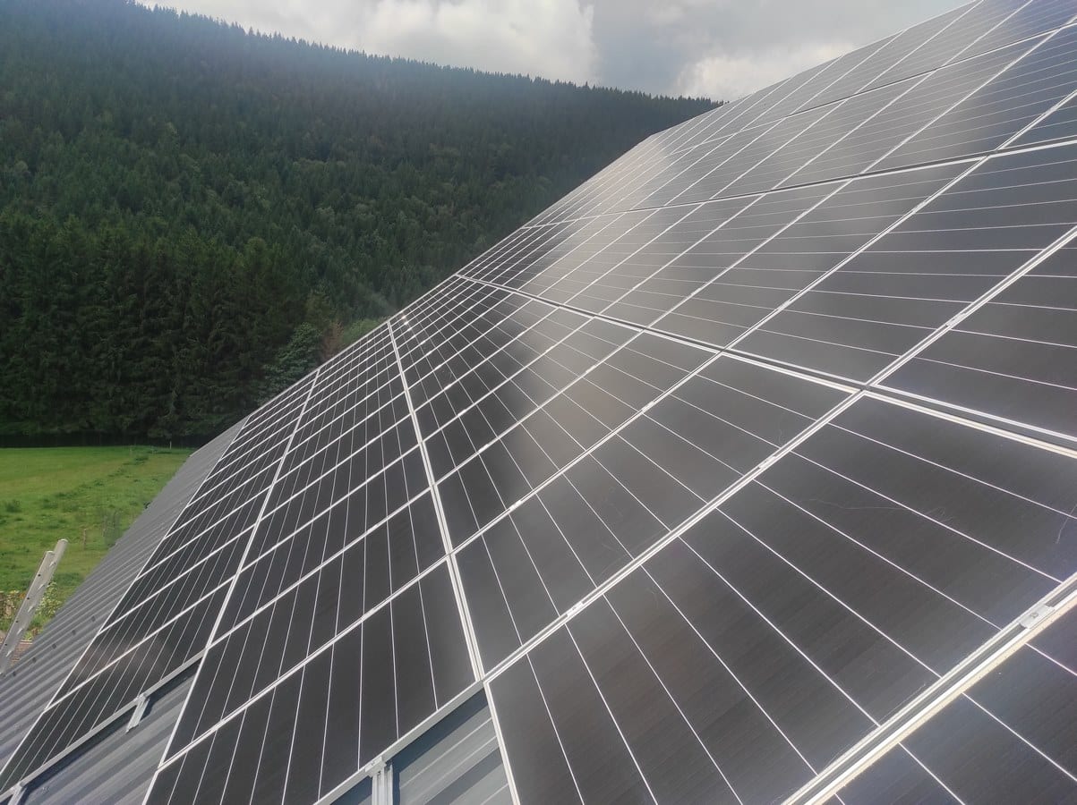découvrez notre service d'installation de panneaux photovoltaïques dans les vosges. profitez d'une énergie renouvelable et d'économies sur votre facture d'électricité grâce à nos experts locaux. contactez-nous pour un devis personnalisé et passez au solaire dès aujourd'hui !