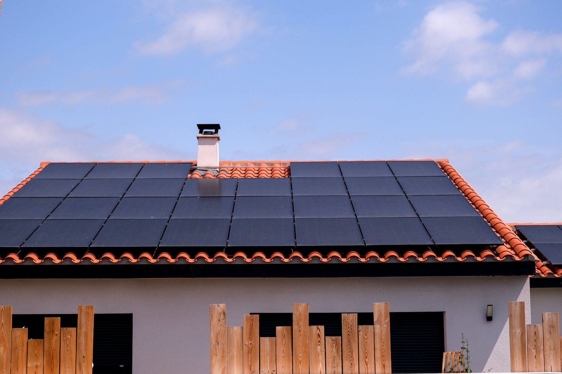 découvrez notre service professionnel d'installation de panneaux solaires, conçu pour optimiser votre production d'énergie renouvelable. bénéficiez d'une expertise locale, d'un accompagnement personnalisé et d'une installation rapide pour réduire votre empreinte carbone tout en économisant sur vos factures d'électricité.