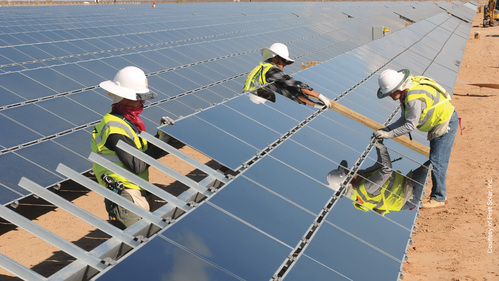 découvrez nos services d'installation photovoltaïque pour maximiser votre production d'énergie solaire. profitez d'une solution écologique et économique avec des panneaux solaires adaptés à vos besoins. contribuez à la transition énergétique dès aujourd'hui !