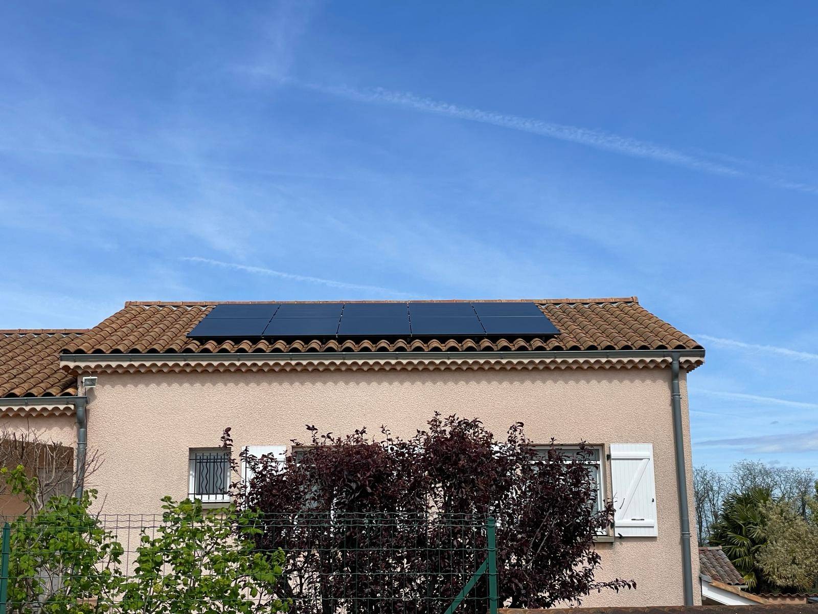 découvrez les services d'un installateur photovoltaïque dans le département 71. profitez d'une énergie renouvelable et économique grâce à des solutions adaptées à vos besoins. contactez-nous pour un devis personnalisé et faites un pas vers une consommation énergétique plus verte.