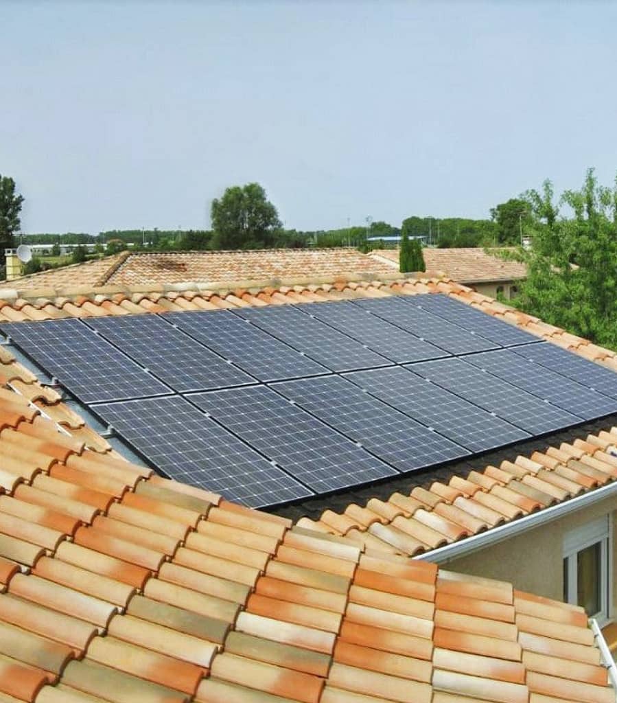 faites confiance à notre entreprise d'installateur photovoltaïque à montauban pour des solutions d'énergie renouvelable sur mesure. profitez de l'énergie solaire et réduisez vos factures d'électricité tout en préservant l'environnement. contactez-nous pour un devis gratuit et découvrez les avantages des panneaux solaires.