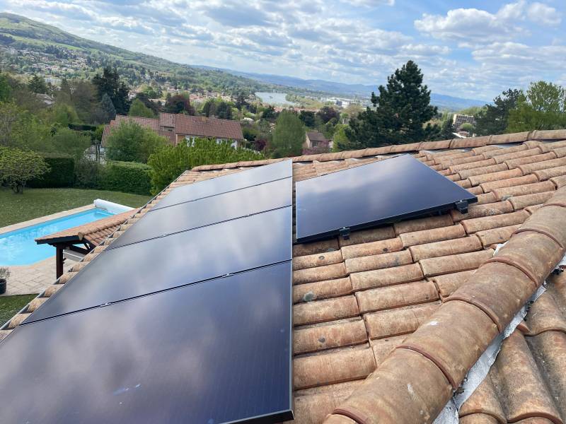 découvrez nos services d'installateur photovoltaïque à villefranche, spécialisés dans la conception et l'installation de panneaux solaires. profitez d'une énergie renouvelable et réduisez vos factures d'électricité grâce à notre expertise locale.