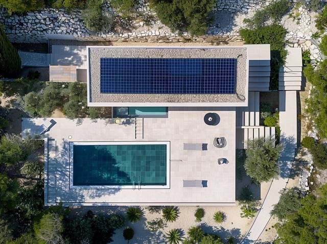 découvrez notre service d'installation de panneaux photovoltaïques certifiés edf. profitez d'une énergie renouvelable, réduisez vos factures d'électricité et contribuez à la protection de l'environnement grâce à nos solutions sur mesure adaptées à vos besoins.