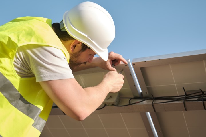 découvrez notre service d'installation photovoltaïque agréé edf. nous vous proposons des solutions énergétiques durables et personnalisées pour optimiser votre consommation d'énergie et réduire votre empreinte carbone. faites le choix de l'excellence avec des experts certifiés.