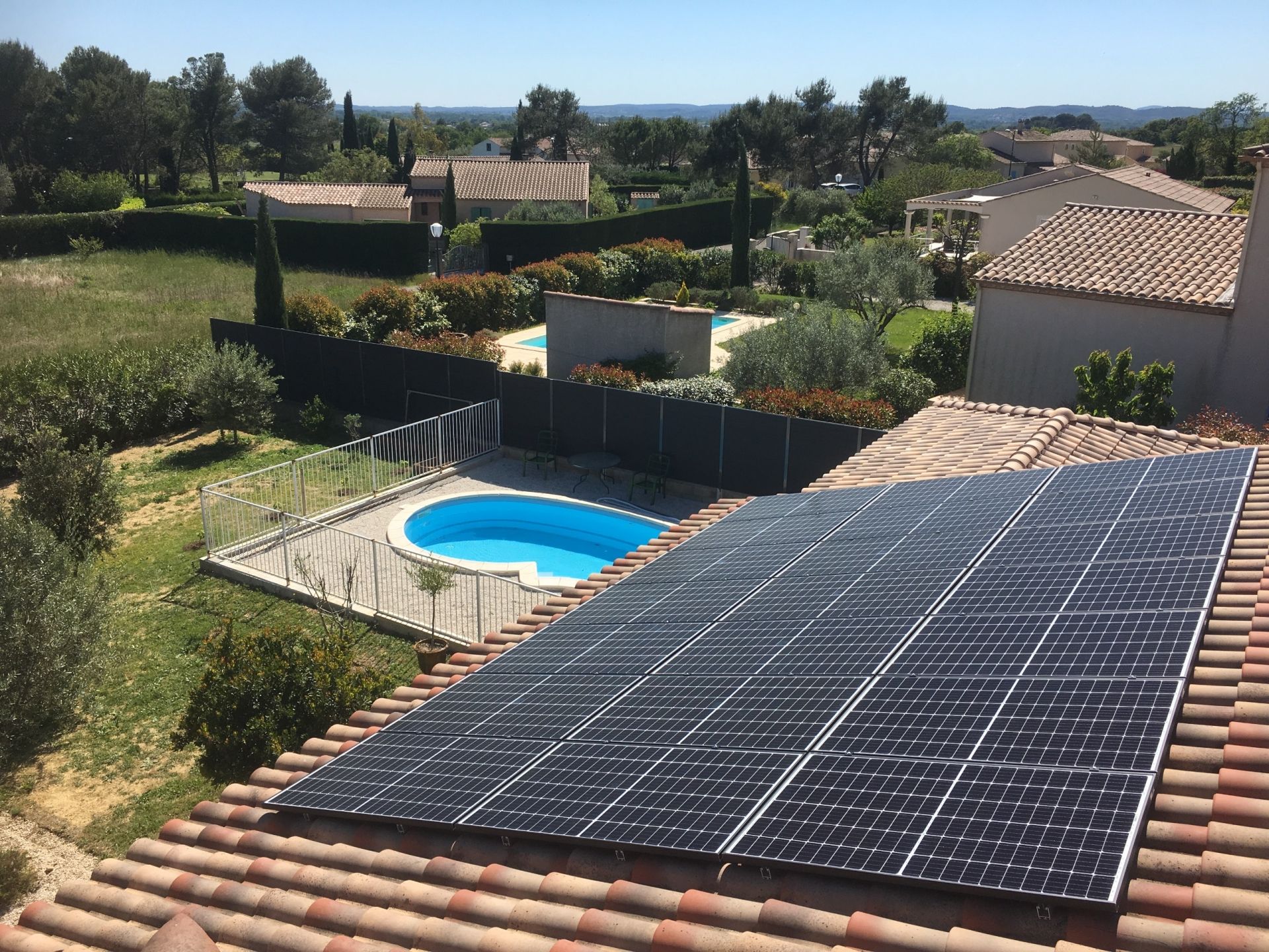 découvrez les meilleurs installateurs solaires en ardèche pour un passage à l'énergie renouvelable. profitez d'une expertise locale, de conseils personnalisés et d'installations de qualité pour réduire vos factures d'énergie et contribuer à la protection de l'environnement.