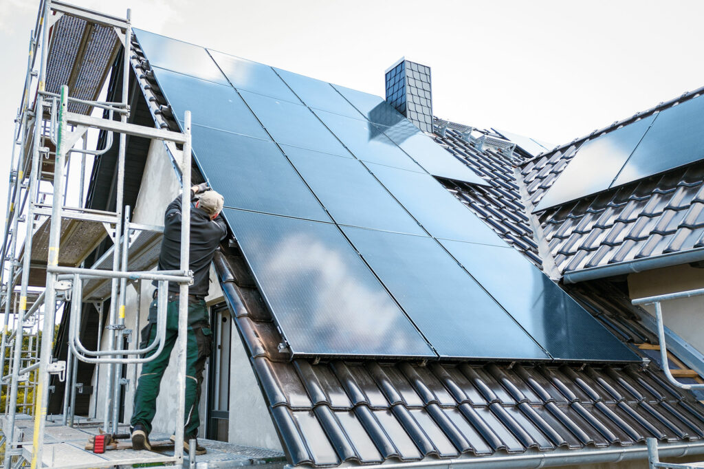 découvrez notre service d'installateur photovoltaïque au havre, expert en solutions d'énergie solaire. profitez d'une installation sur mesure pour réduire vos factures d'électricité et contribuer à un avenir durable. contactez-nous pour un devis gratuit !