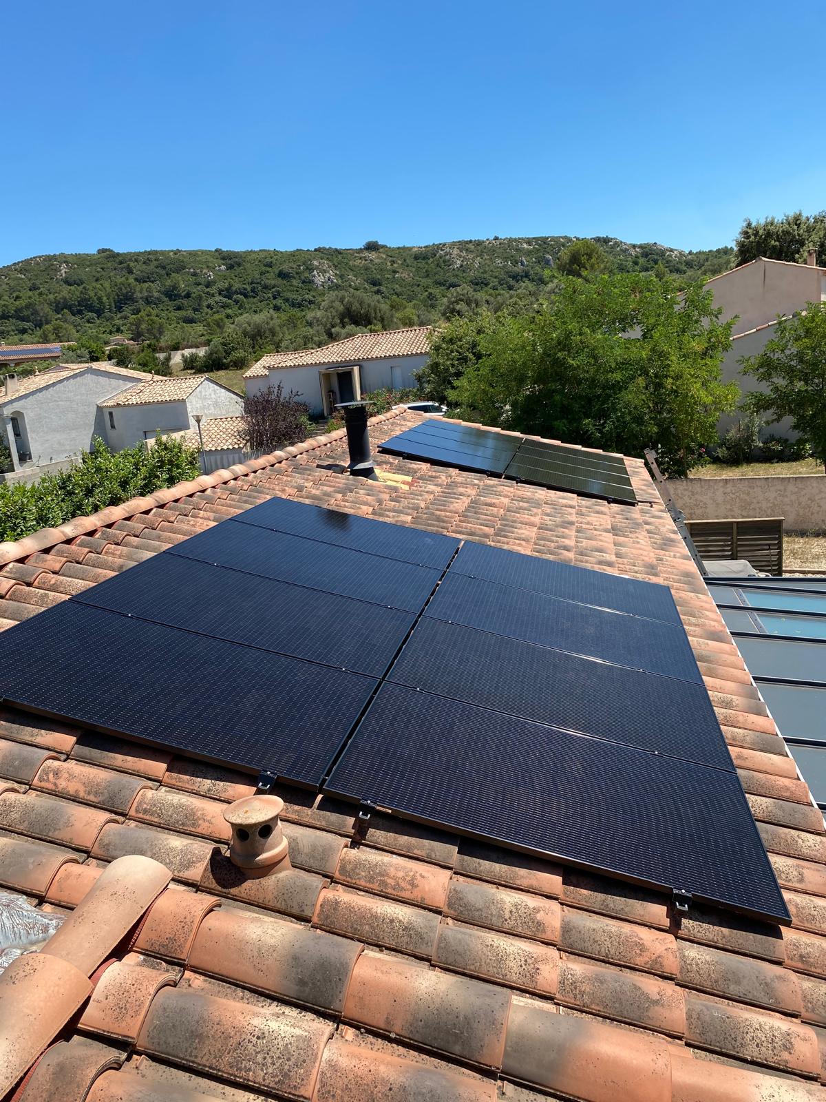 découvrez notre service d'installateur photovoltaïque à avignon, spécialisé dans l'installation de panneaux solaires. profitez d'une énergie renouvelable pour réduire votre facture d'électricité et contribuez à la protection de l'environnement. contactez-nous pour un devis personnalisé !