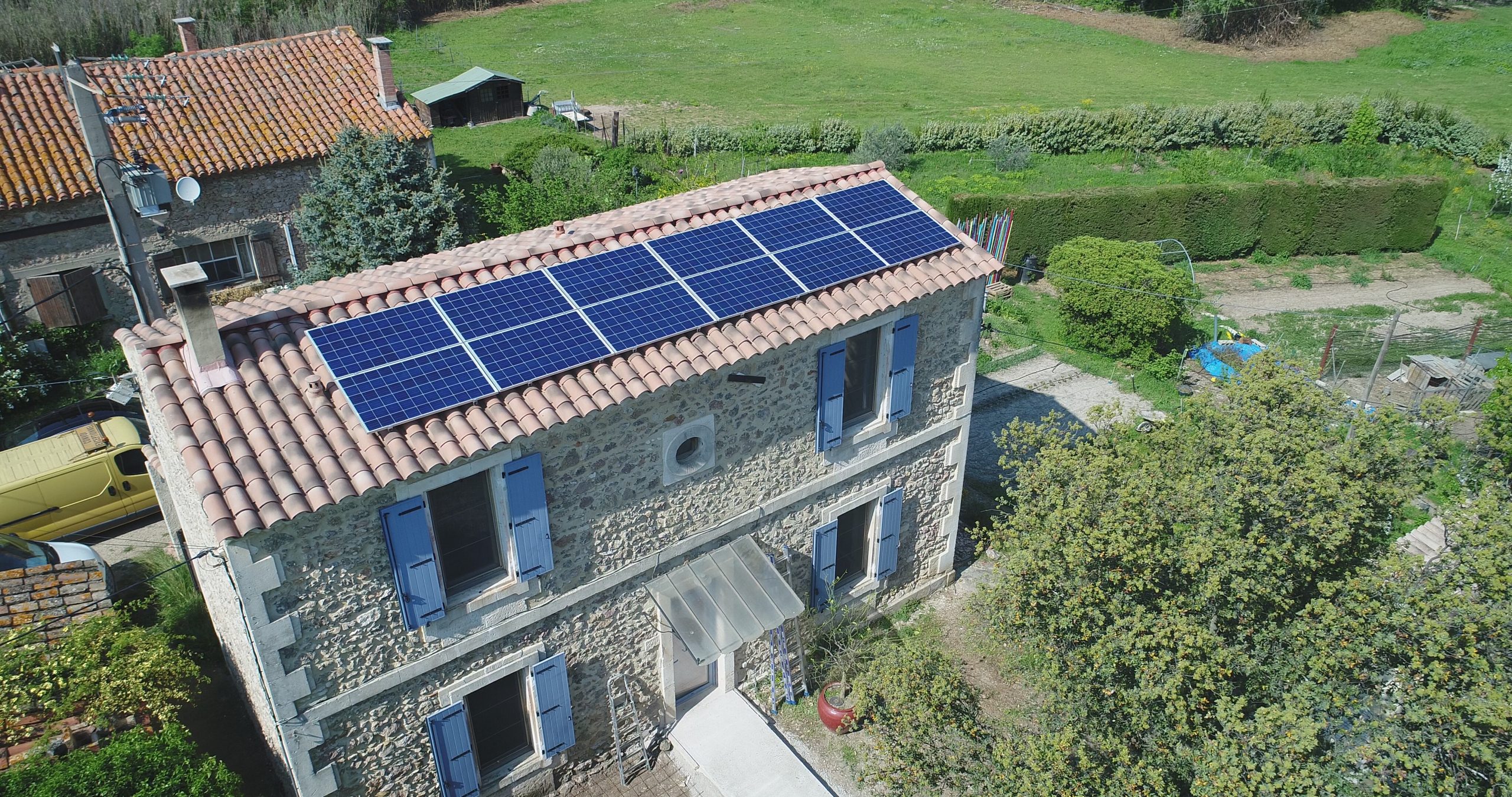 découvrez les services d'un installateur photovoltaïque à avignon pour optimiser votre consommation d'énergie. profitez d'une installation sur mesure, d'un accompagnement personnalisé et d'une expertise locale pour passer au solaire et réduire vos factures d'électricité.