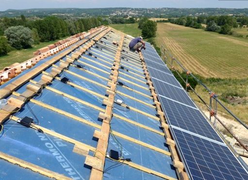découvrez notre service d'installation de panneaux photovoltaïques à bouc-bel-air. profitez d'une énergie renouvelable et durable, tout en réalisant des économies sur vos factures d'électricité. faites confiance à nos experts pour une installation professionnelle et de qualité.