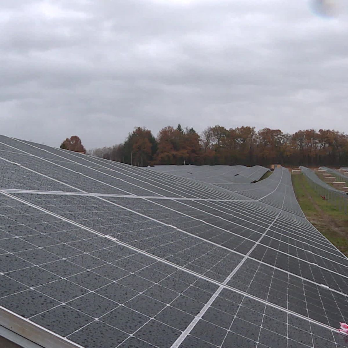 découvrez notre service d'installateur photovoltaïque à bourg-en-bresse, spécialisé dans l'installation de panneaux solaires. profitez d'une énergie propre et renouvelable tout en réduisant vos factures d'électricité. contactez-nous pour un devis personnalisé et commencez votre transition énergétique dès aujourd'hui !